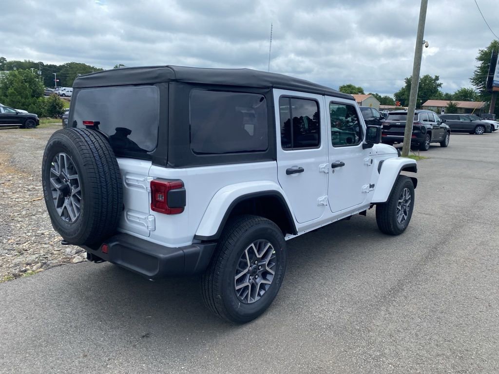 New 2025 Jeep Wrangler Sahara image 5