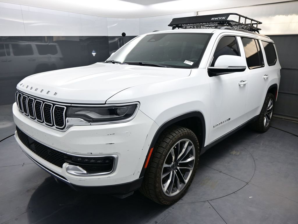 Used 2022 Jeep Wagoneer Series III w/ Premium Group I image 2