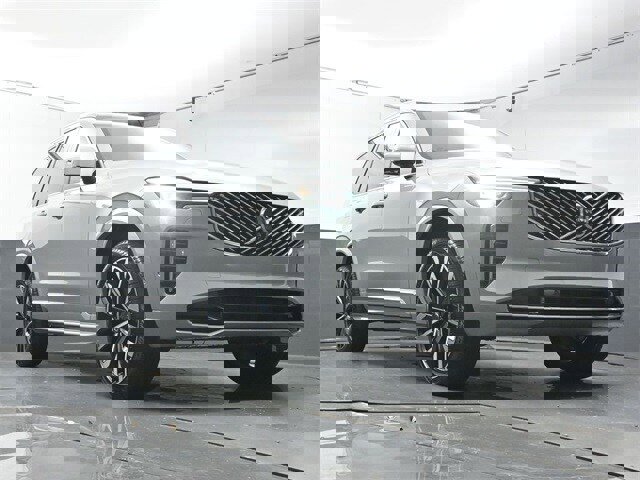 Used 2026 Volvo XC90 B6 Plus w/ Protection Package Premier image 34