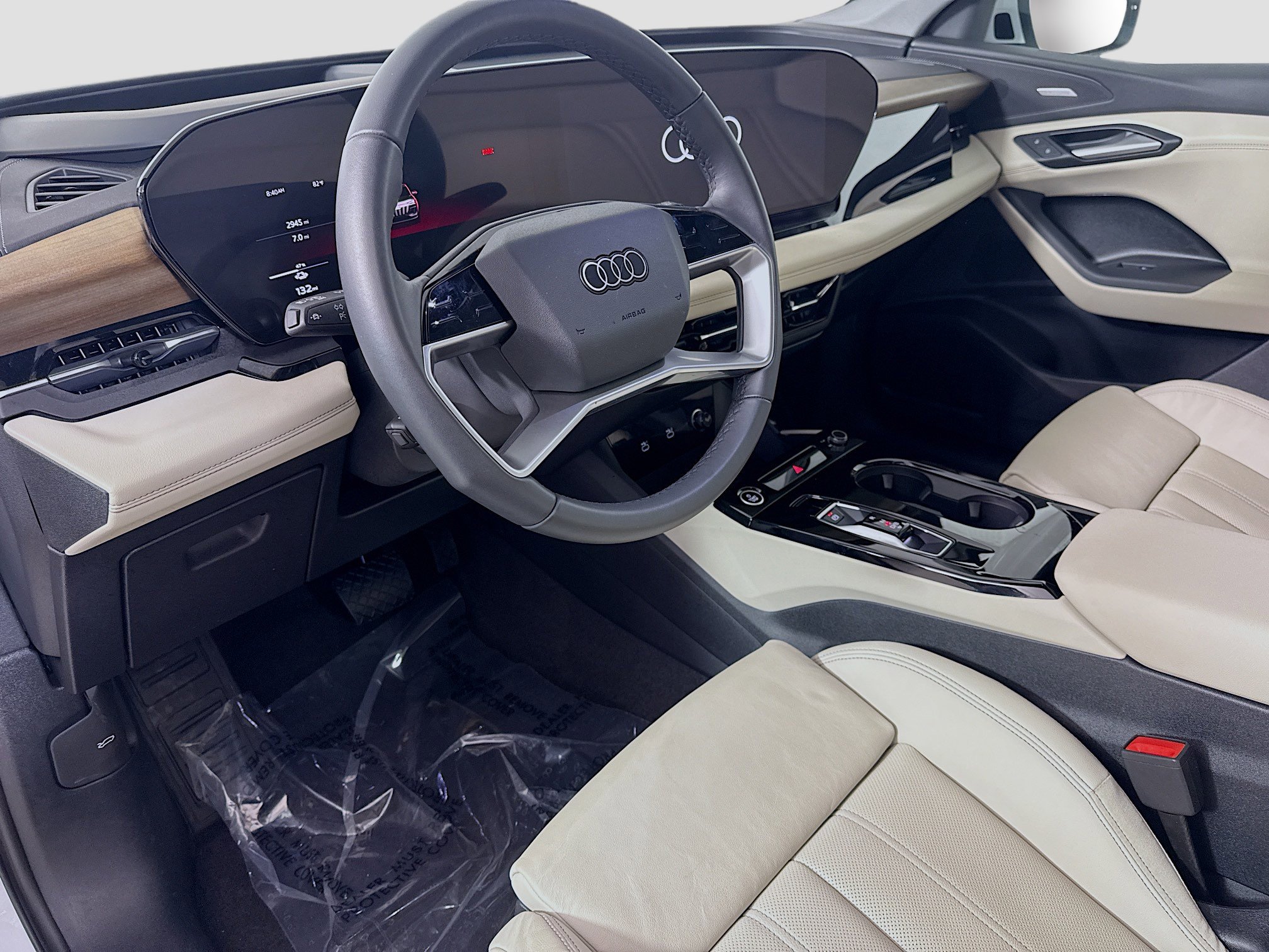 Used 2025 Audi Q6 e-tron Premium Plus image 21