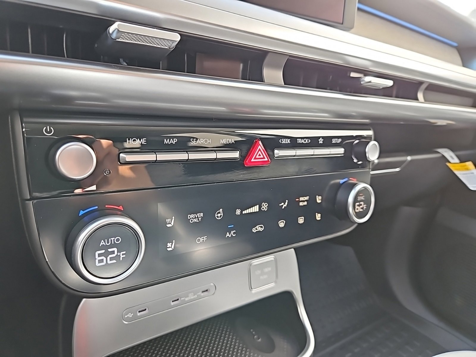 New 2026 Hyundai Ioniq 9 SEL image 17