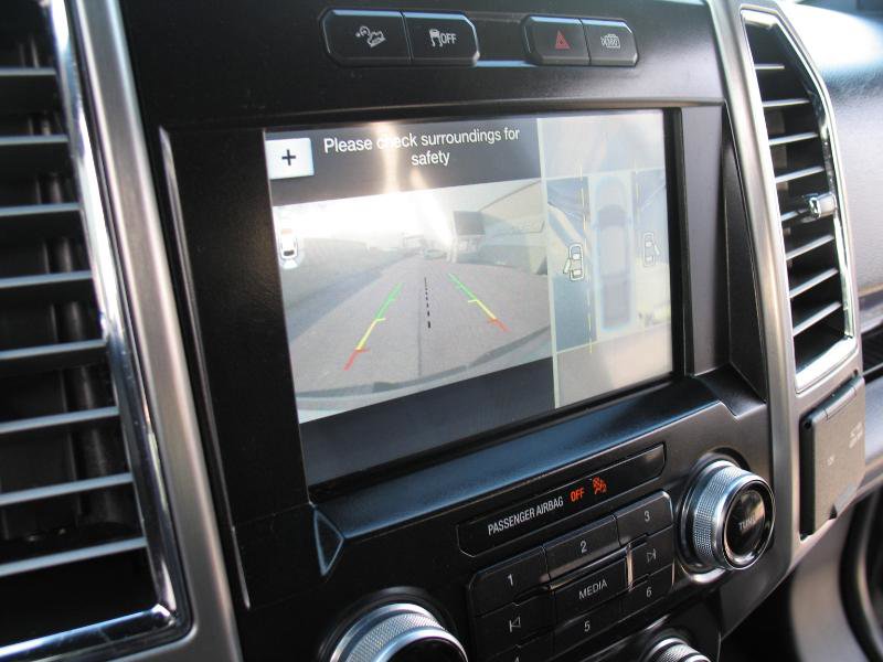 Used 2016 Ford F150 Platinum w/ Equipment Group 701A Luxury image 36