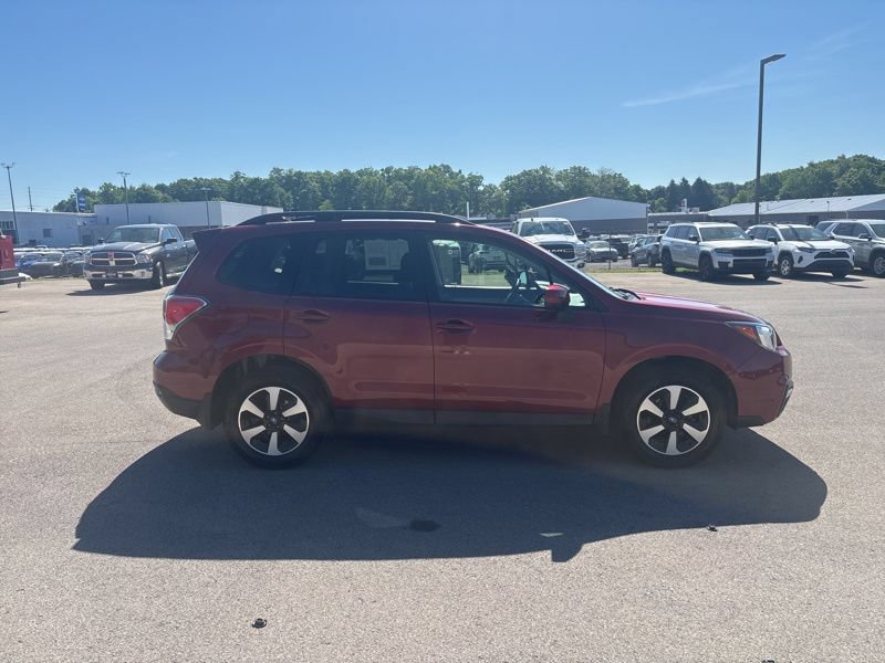 Used 2017 Subaru Forester 2.5i Premium w/ All-Weather Package AWD/4WD image 2