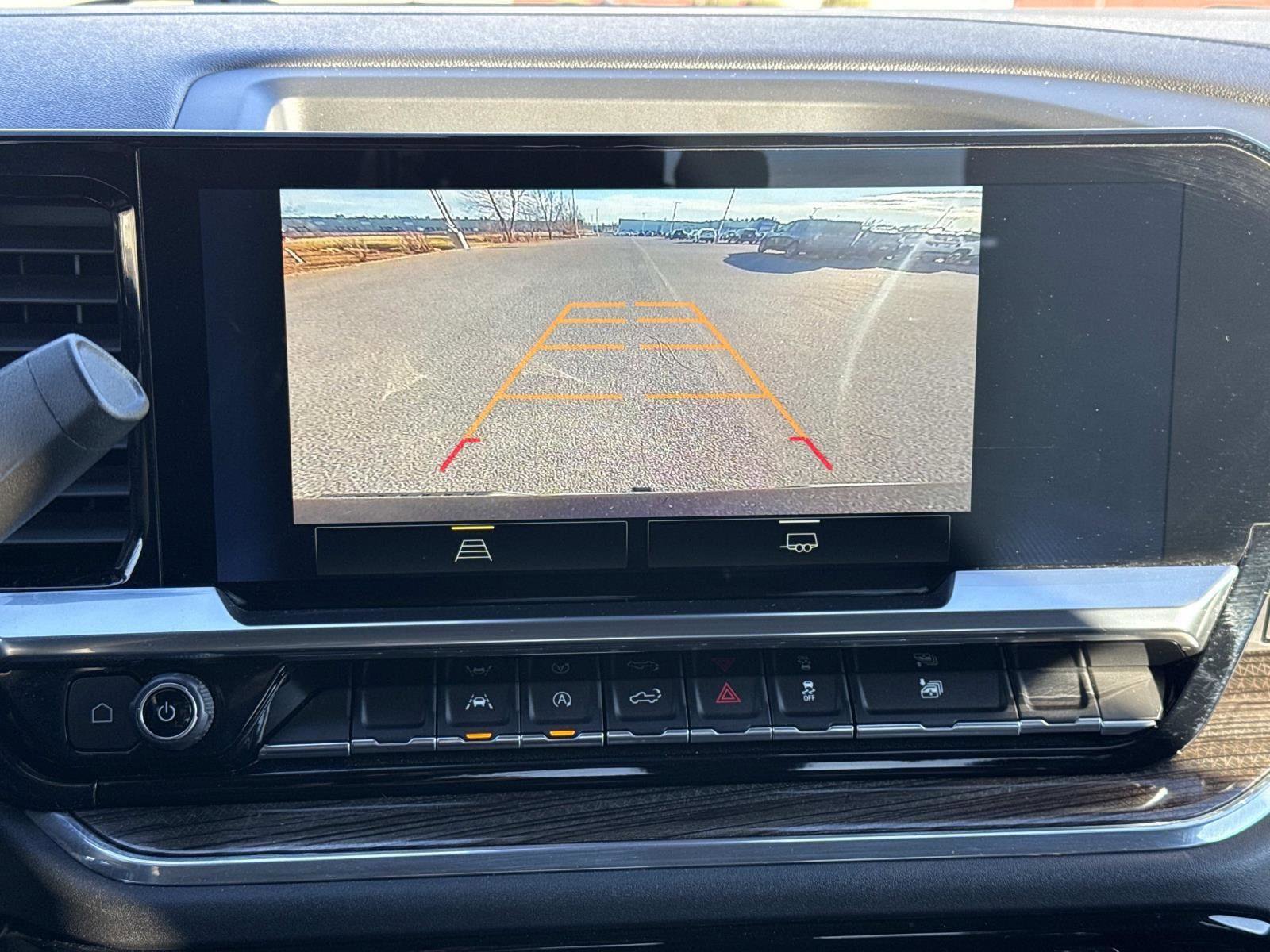 Used 2023 Chevrolet Silverado 1500 LT image 4