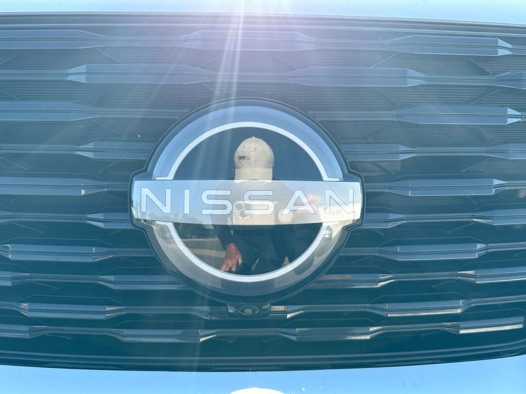 Used 2023 Nissan Rogue SL w/ SL Premium Package image 31