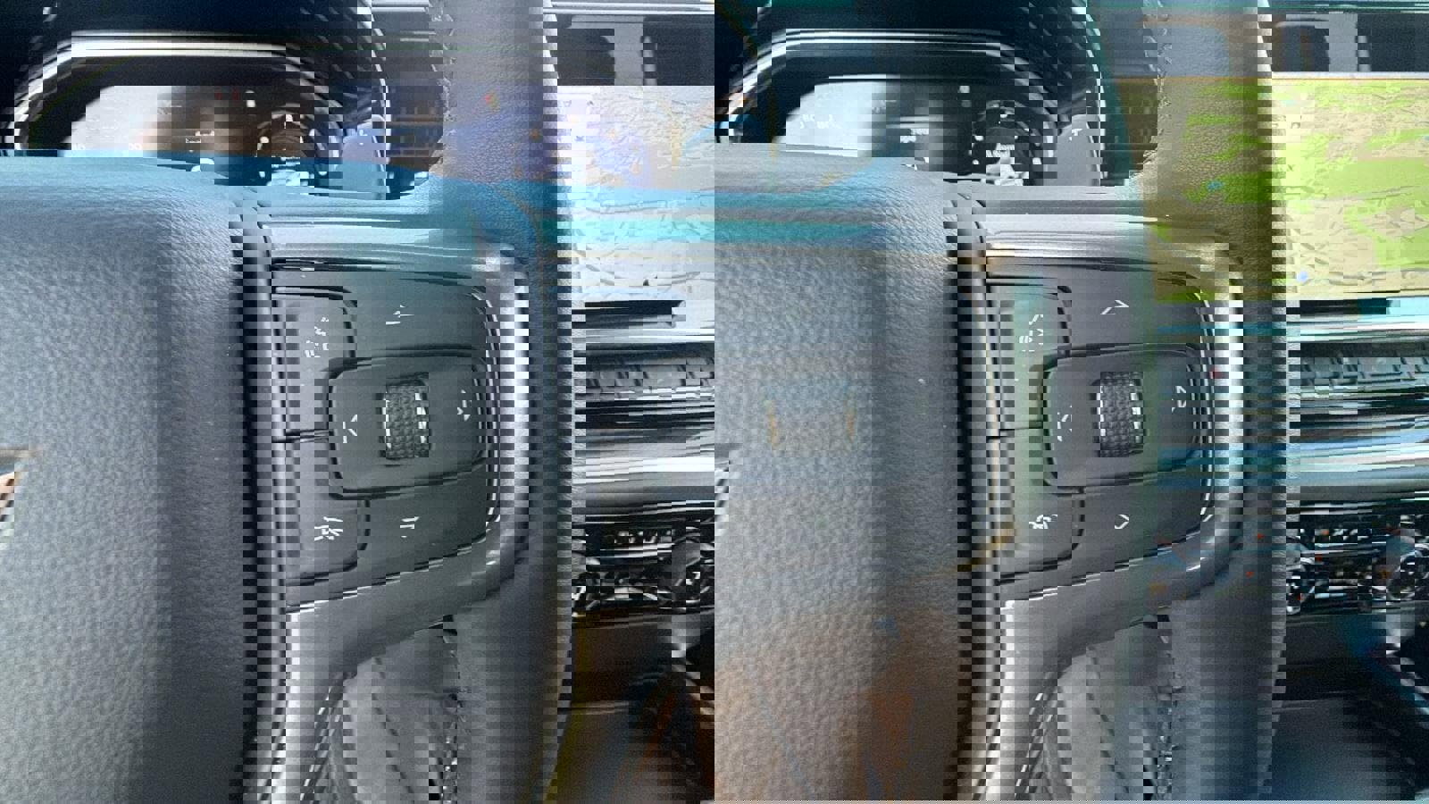 Certified 2025 Chevrolet Silverado 1500 LT Trail Boss w/ Convenience Package II AWD/4WD image 25