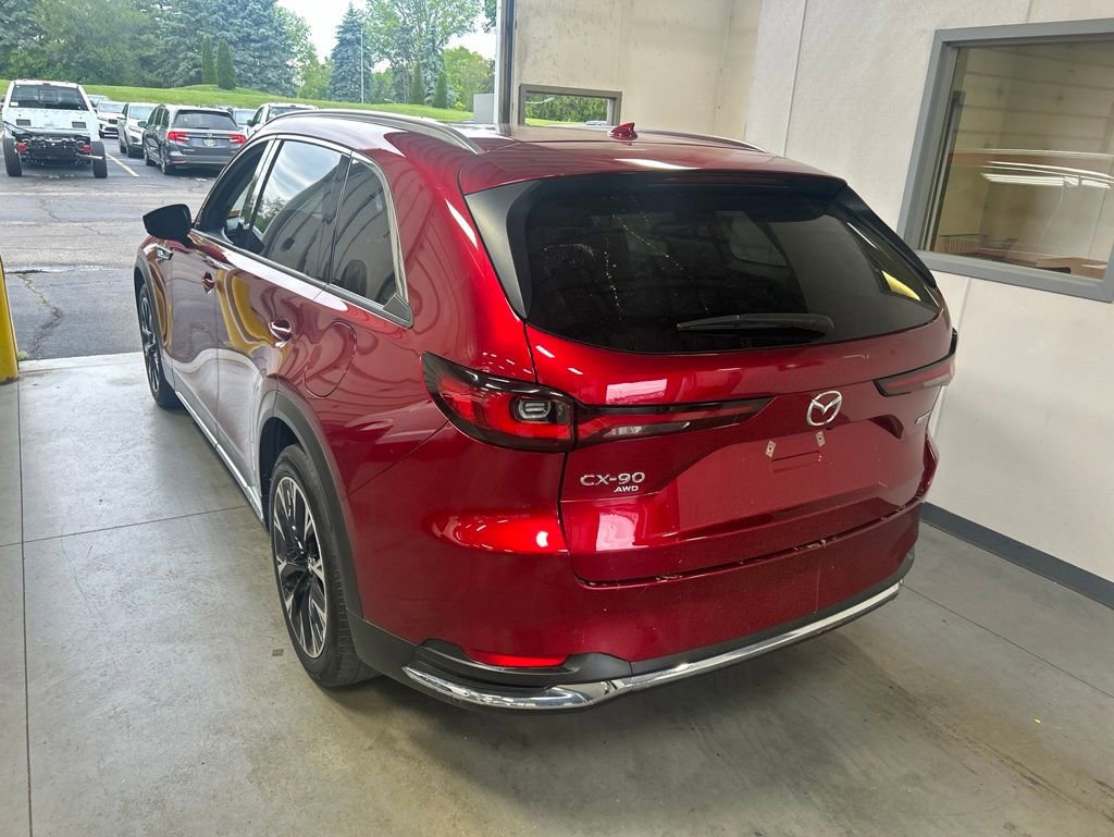 Used 2024 MAZDA CX-90 Plug-In Hybrid w/ Premium Pkg AWD/4WD image 5