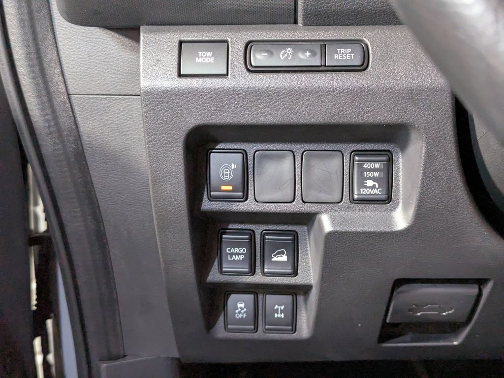Used 2023 Nissan Frontier PRO-4X w/ Pro Convenience Package AWD/4WD image 34