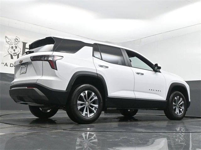 New 2026 Chevrolet Equinox LT image 11