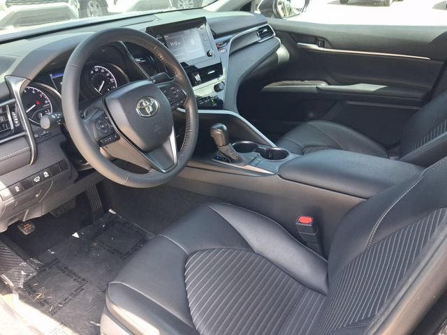Used 2024 Toyota Camry SE FWD image 11