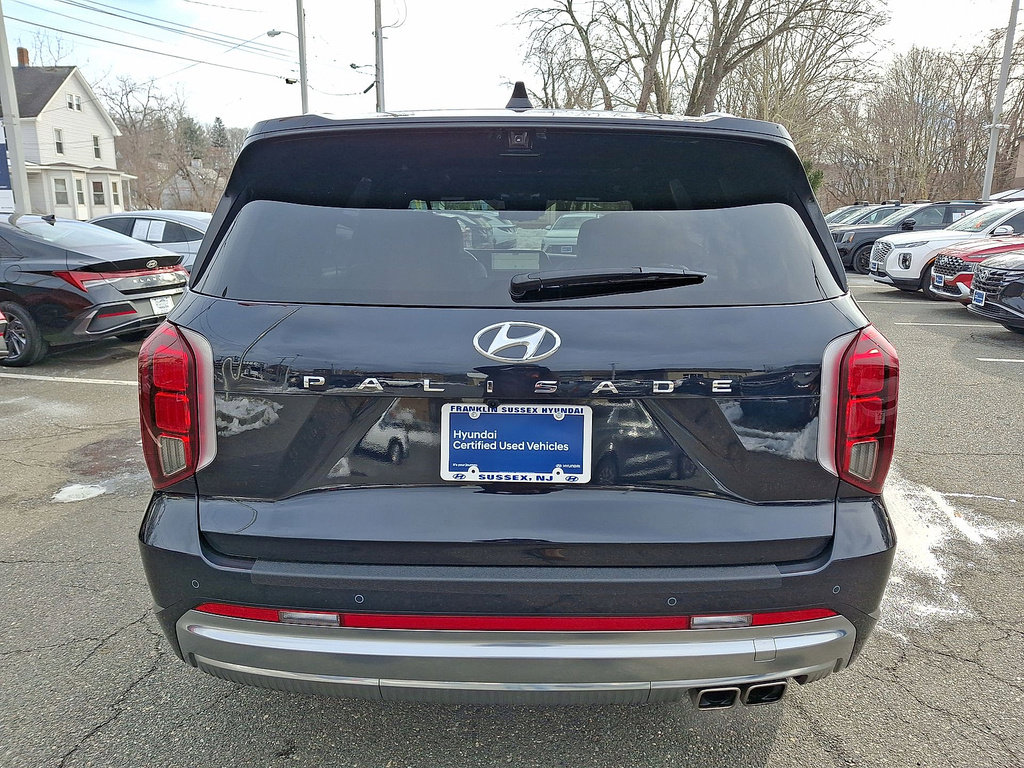 Used 2023 Hyundai Palisade Calligraphy w/ Winter Package image 23