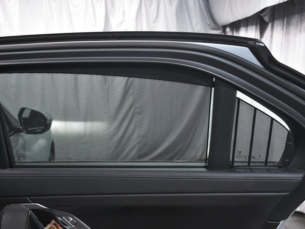 Used 2025 BMW 740i RWD image 24