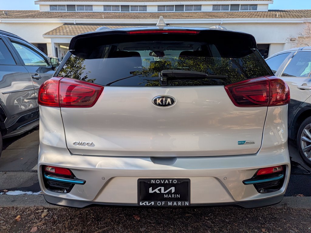 Used 2020 Kia Niro EX Premium FWD image 3