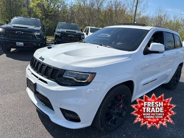 Used 2017 Jeep Grand Cherokee SRT image 3
