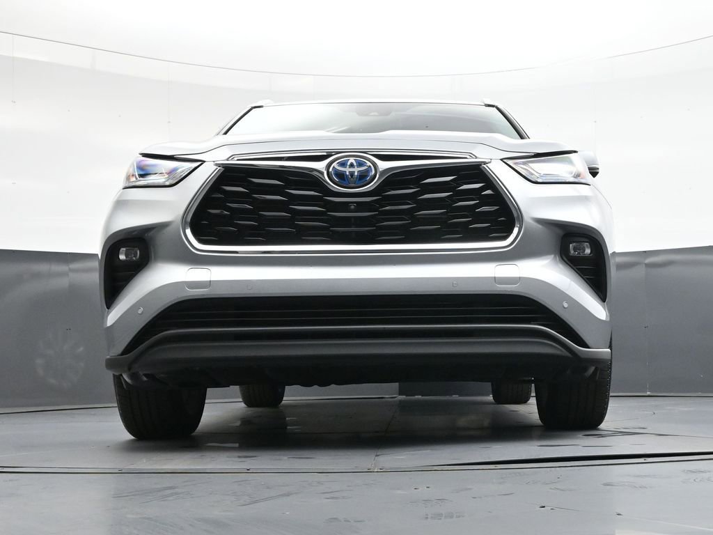 Used 2023 Toyota Highlander Limited image 41