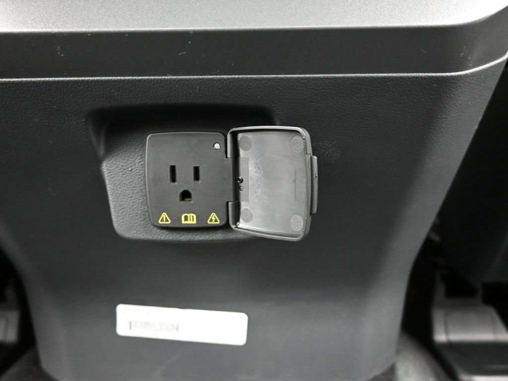 New 2026 Ford F350 Lariat image 19