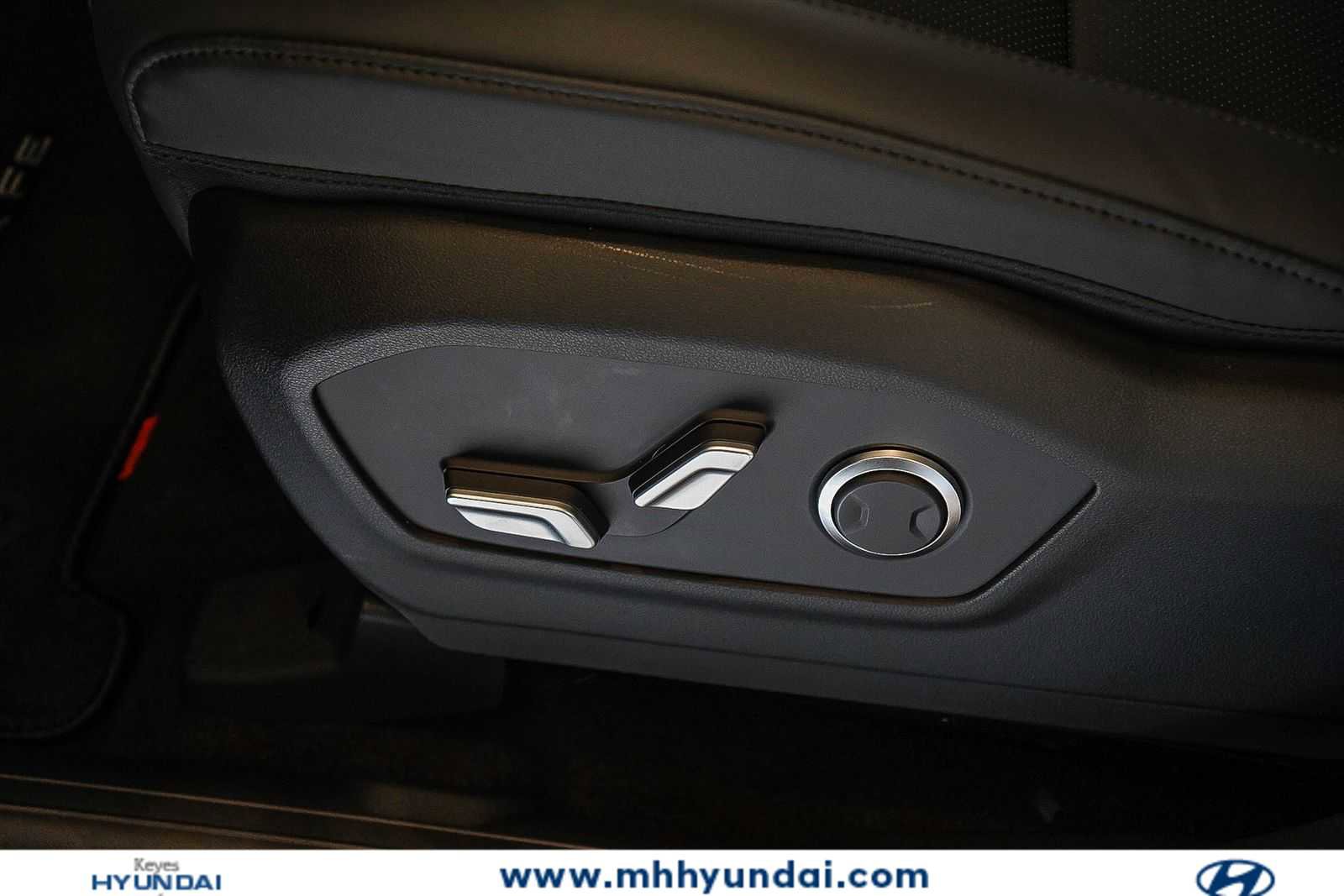 New 2026 Hyundai Santa Fe SEL FWD image 23