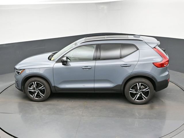 Used 2023 Volvo XC40 B5 Plus w/ Protection Package Premier AWD/4WD image 20
