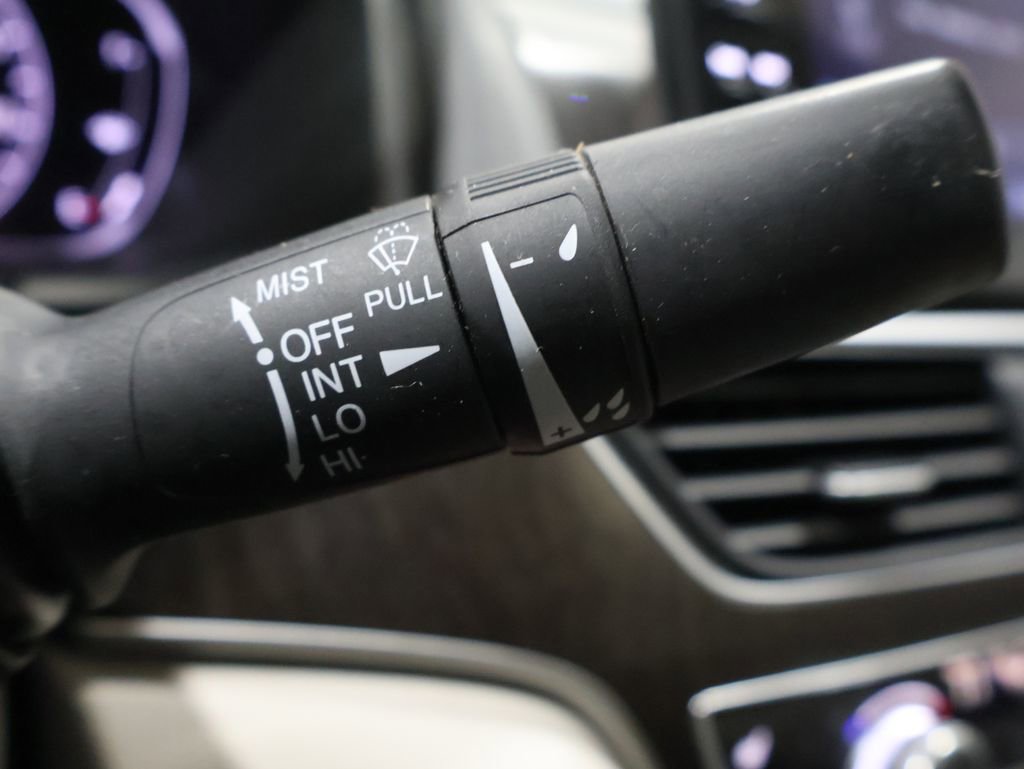 Used 2020 Honda Accord EX-L image 39