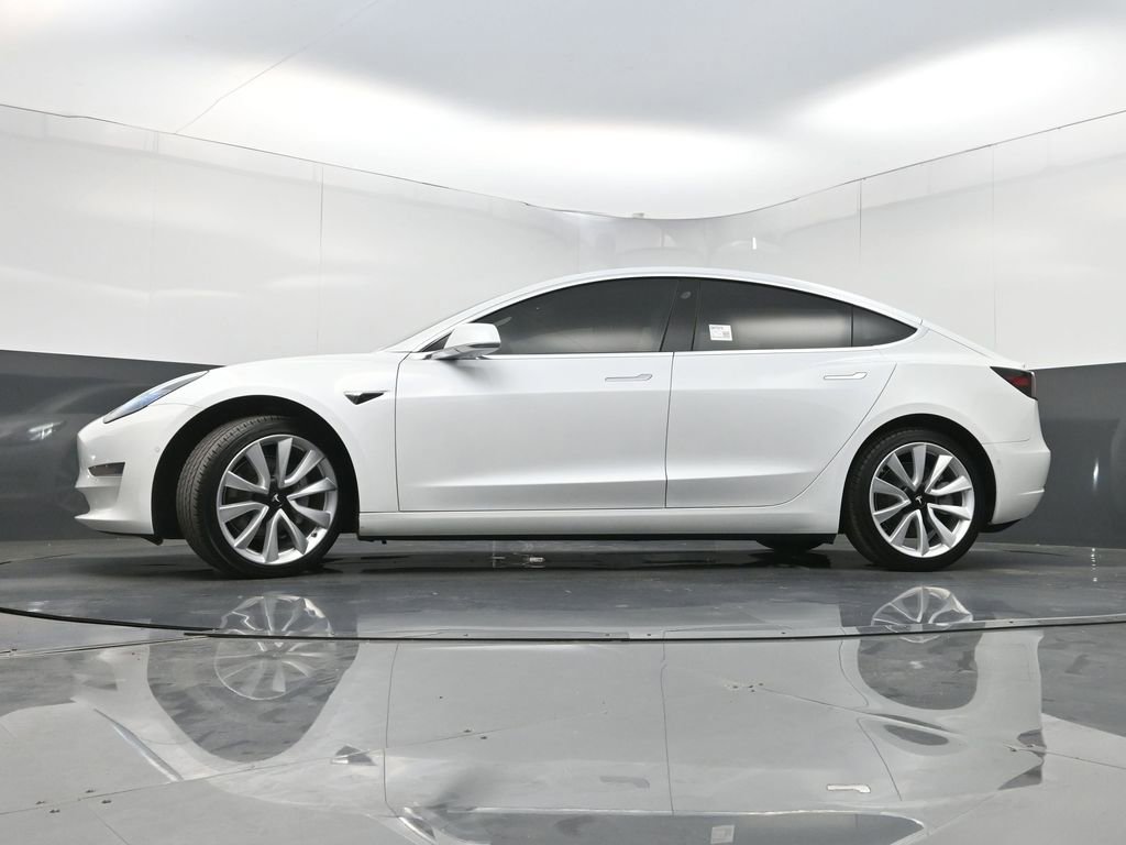 Used 2020 Tesla Model 3 Standard Range Plus image 26