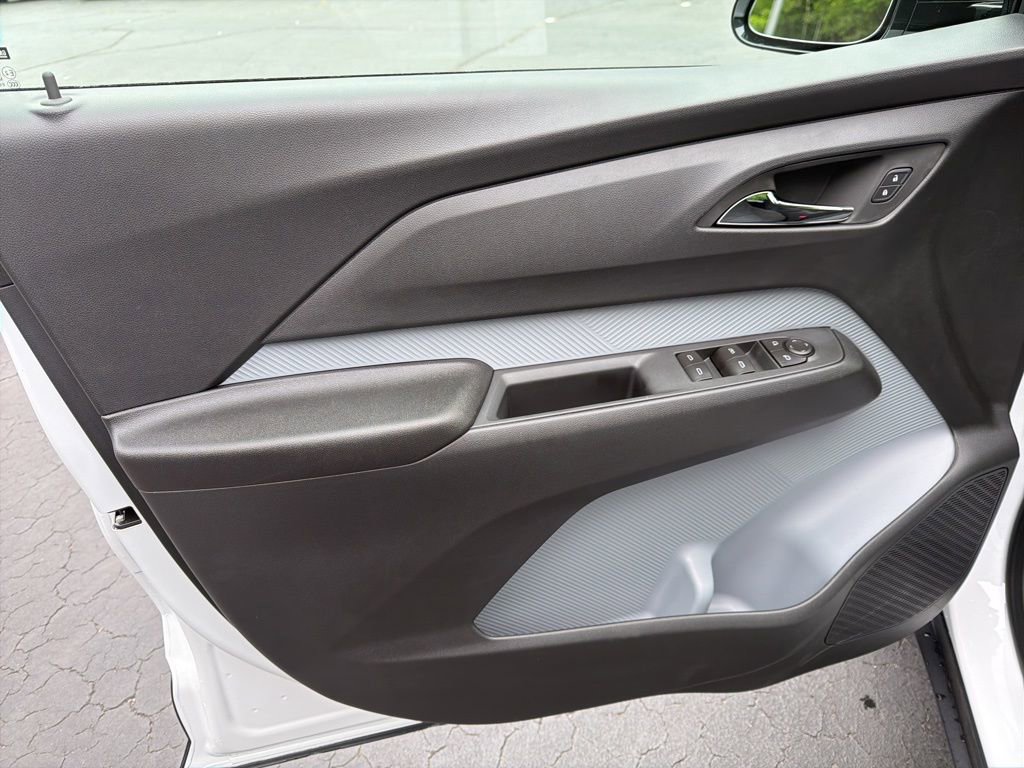 New 2027 Chevrolet Bolt LT FWD image 7