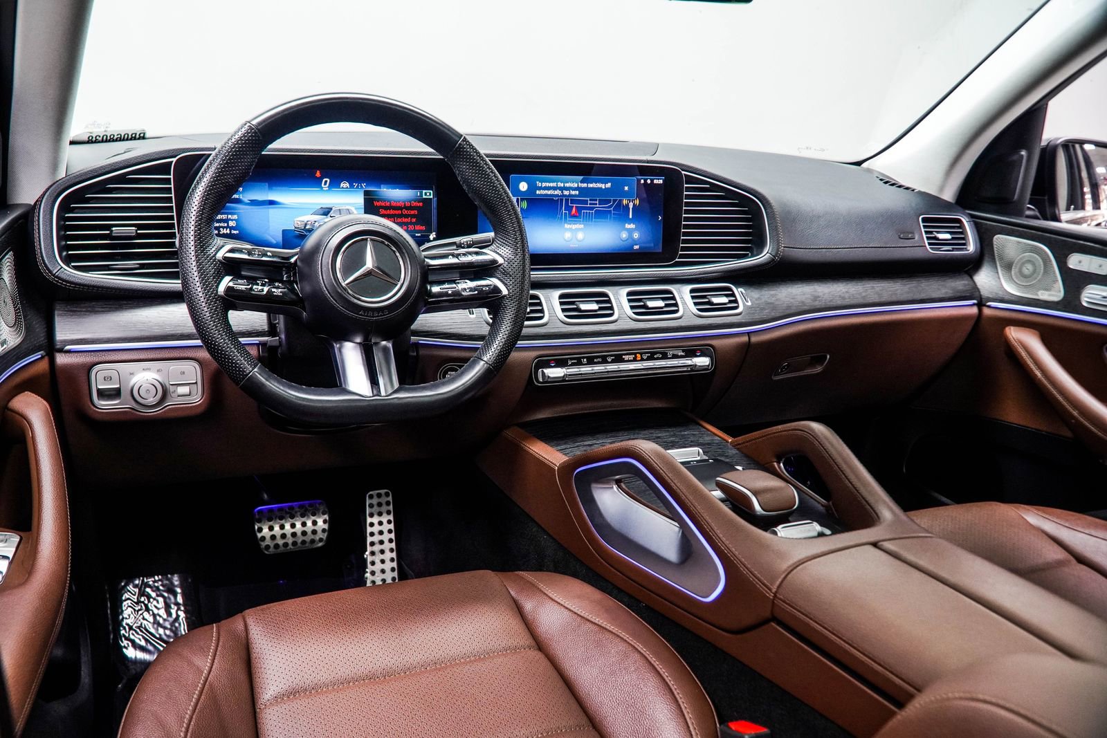 Used 2024 Mercedes-Benz GLS 450 4MATIC image 16