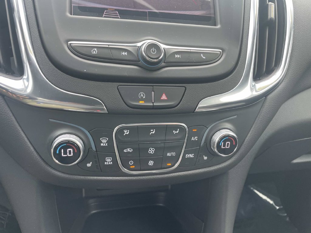Used 2024 Chevrolet Equinox LT AWD/4WD image 24
