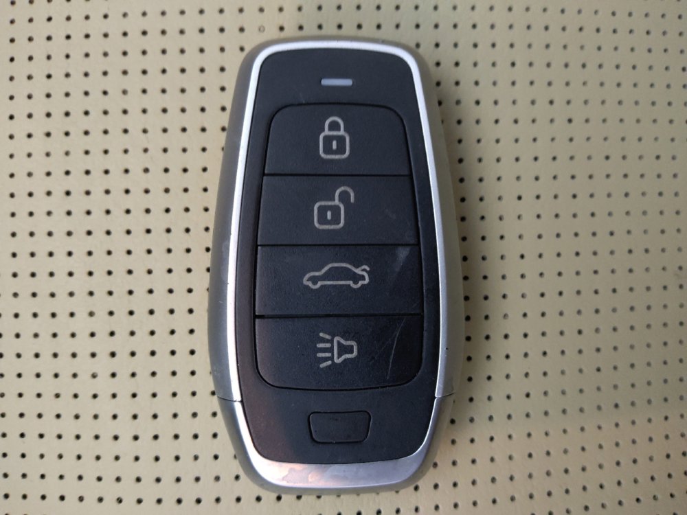 Used 2015 Ford Taurus Limited w/ Equipment Group 301A image 32