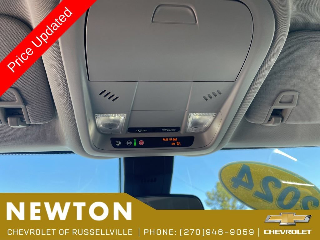 Used 2024 Chevrolet Equinox LT w/ LPO, Floor Liner Package FWD image 18
