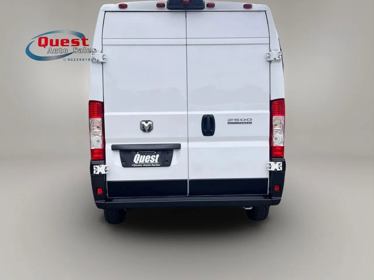 Used 2023 RAM ProMaster 2500 FWD image 4