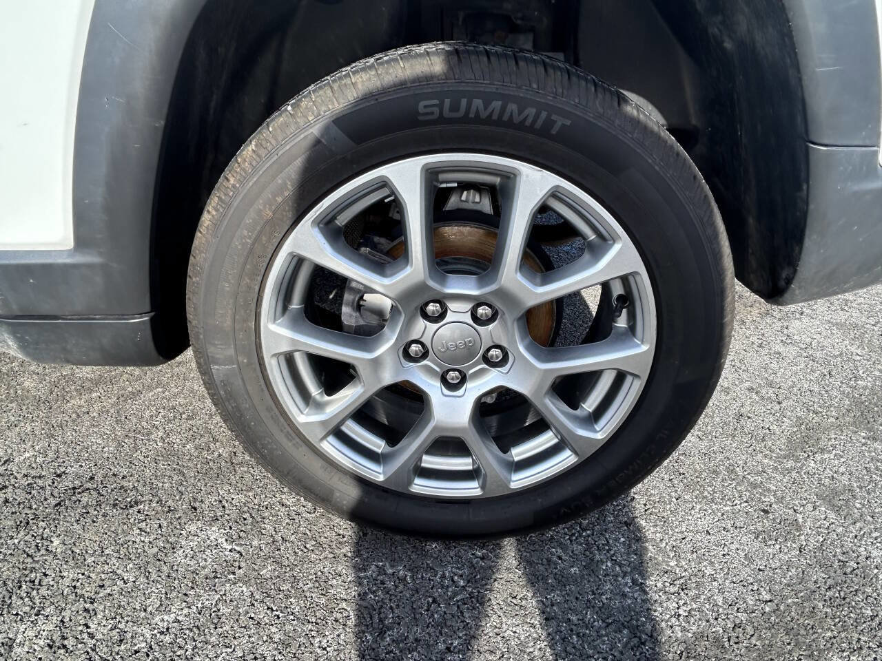 Used 2022 Jeep Compass Latitude image 21