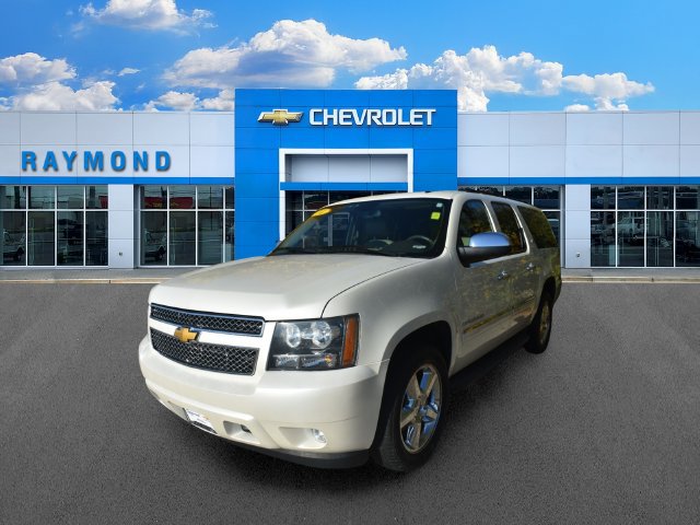 Certified 2014 Chevrolet Suburban LTZ AWD/4WD image 5