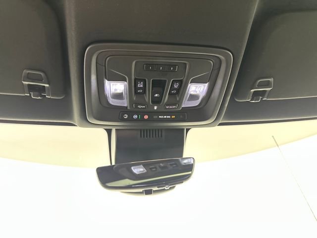 Used 2023 GMC Sierra 1500 AT4 w/ Technology Package image 24