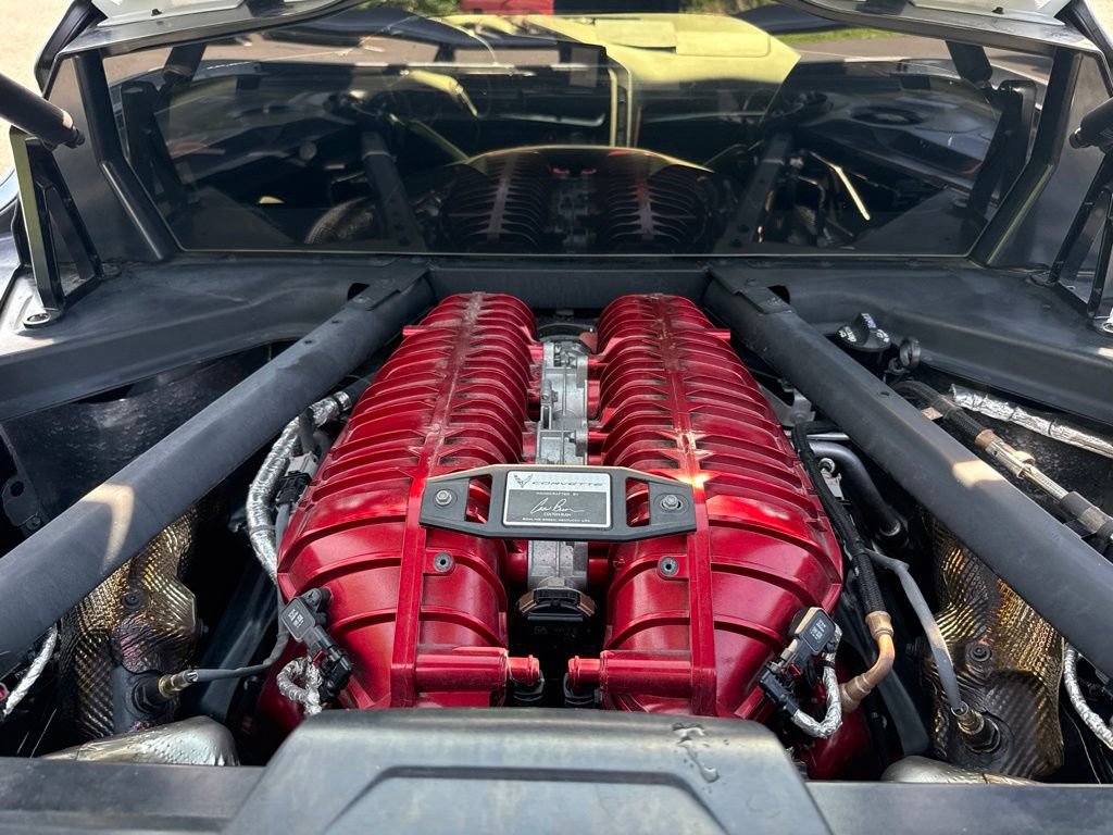 Used 2023 Chevrolet Corvette Z06 w/ Z07 Performance Package RWD image 12