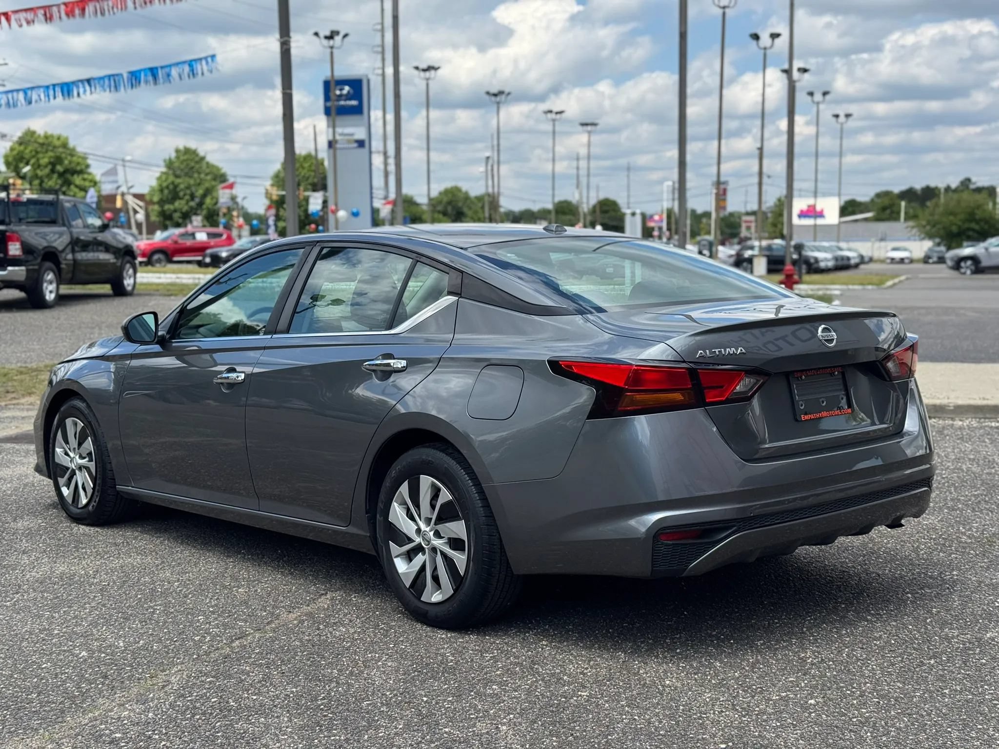 Used 2019 Nissan Altima 2.5 S FWD image 3
