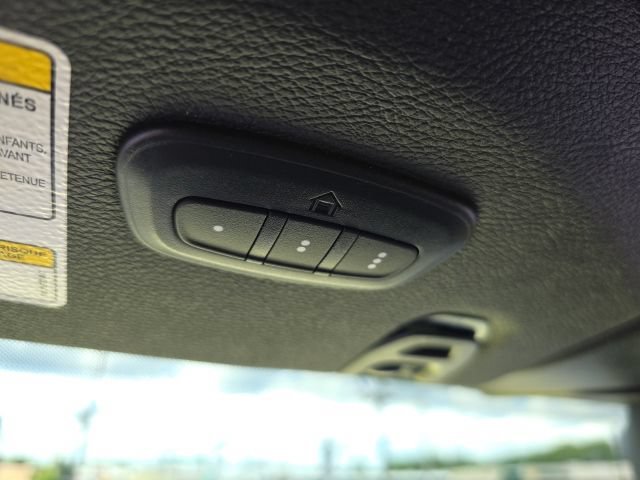 Used 2023 Jeep Gladiator Sport AWD/4WD image 37