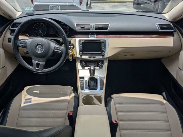 Used 2012 Volkswagen CC Lux FWD image 12