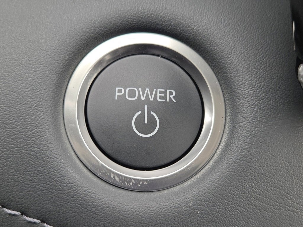 New 2026 Toyota Highlander Platinum image 36