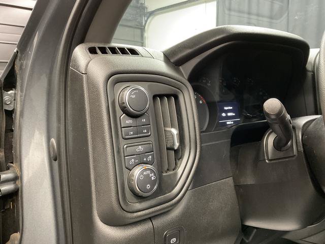 Used 2021 Chevrolet Silverado 1500 Custom Trail Boss AWD/4WD image 12