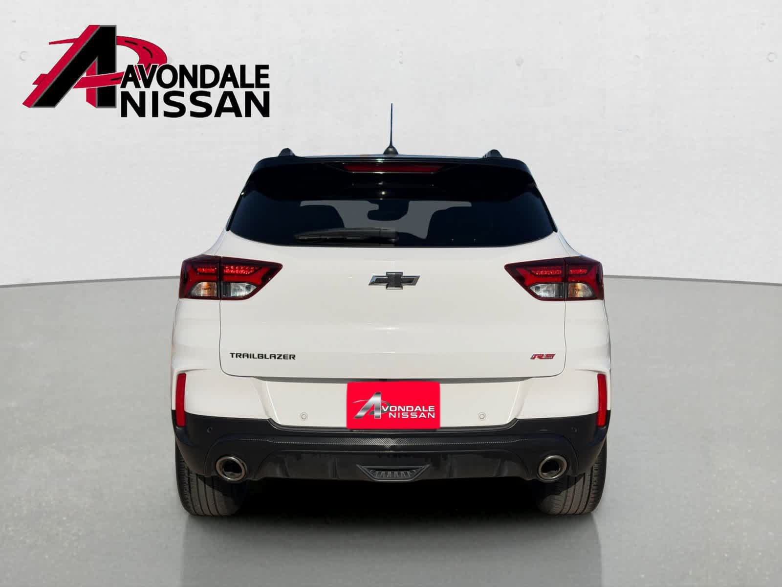 Used 2023 Chevrolet TrailBlazer RS w/ Sun and Liftgate Package FWD image 5