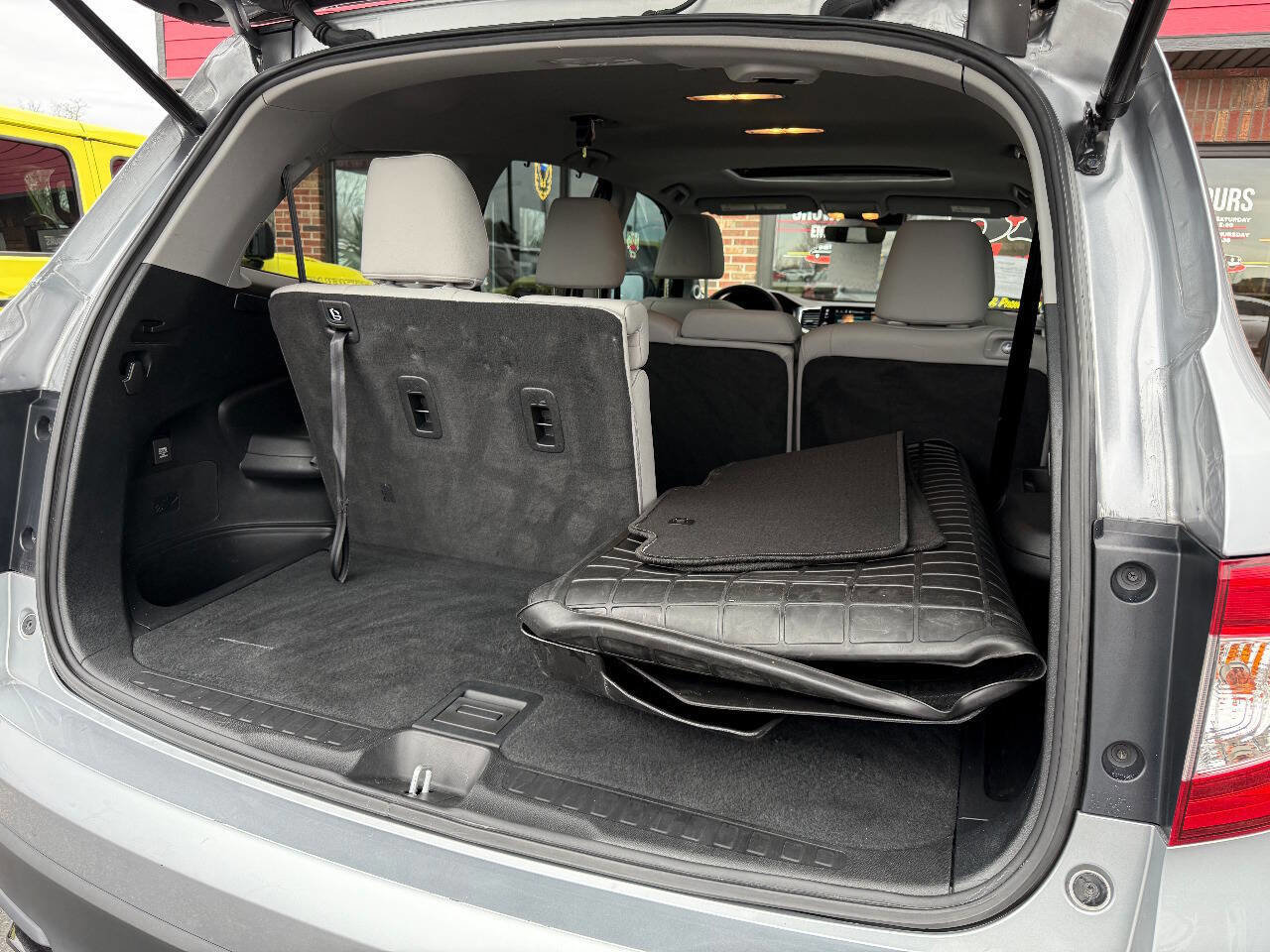 Used 2021 Honda Pilot Special Edition image 22