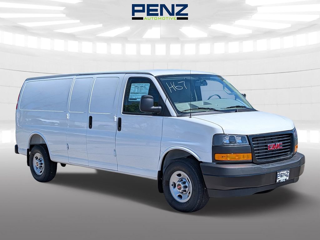 New 2026 GMC Savana 3500 Extended w/ Driver Convenience Package RWD image 1