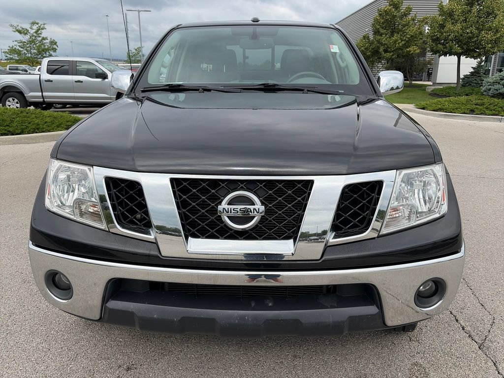Used 2016 Nissan Frontier SL w/ Moonroof Package AWD/4WD image 2