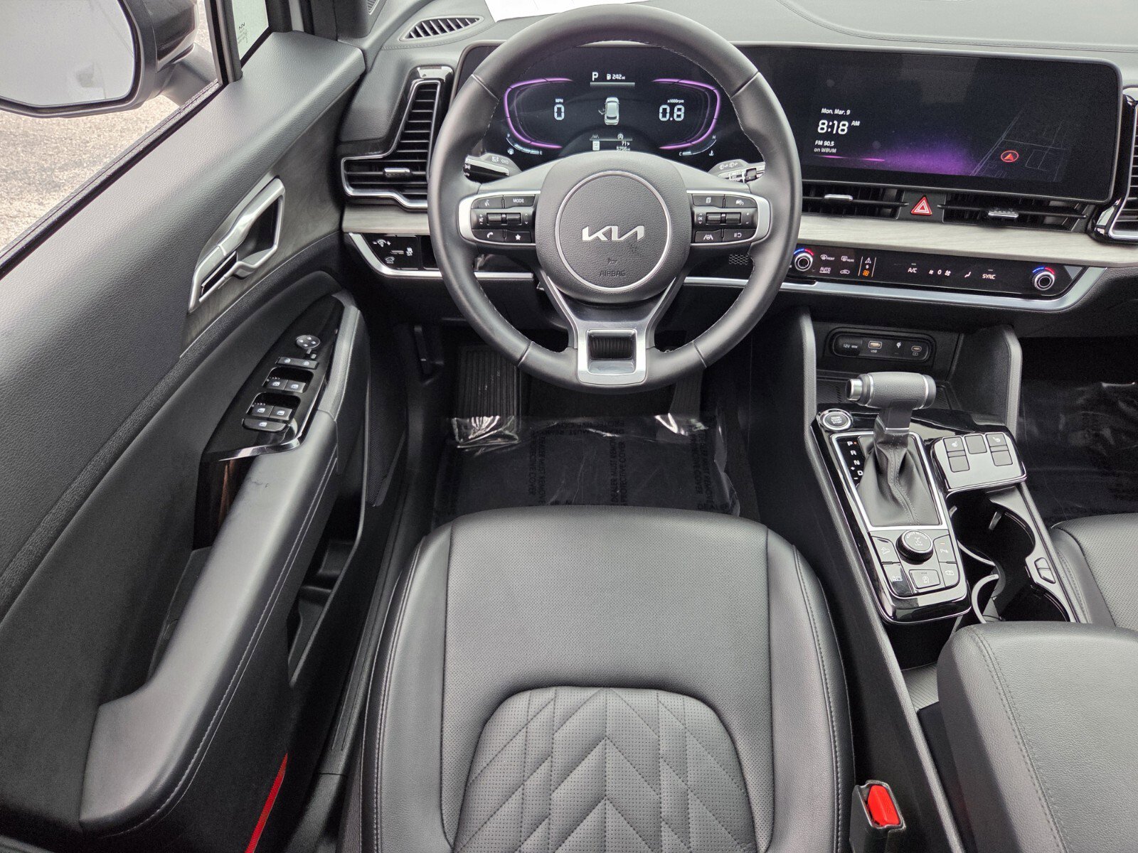 Used 2025 Kia Sportage X-Line w/ Premium Package image 12