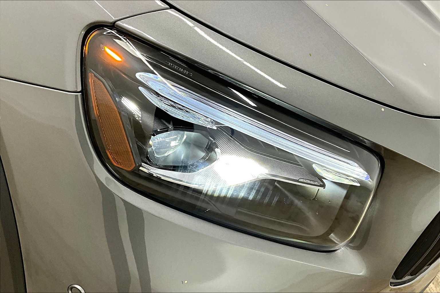 Certified 2025 Mercedes-Benz GLB 35 AMG 4MATIC image 13