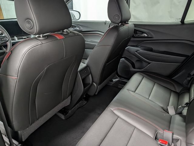 New 2026 Chevrolet Trax RS w/ Sunroof Package FWD image 15