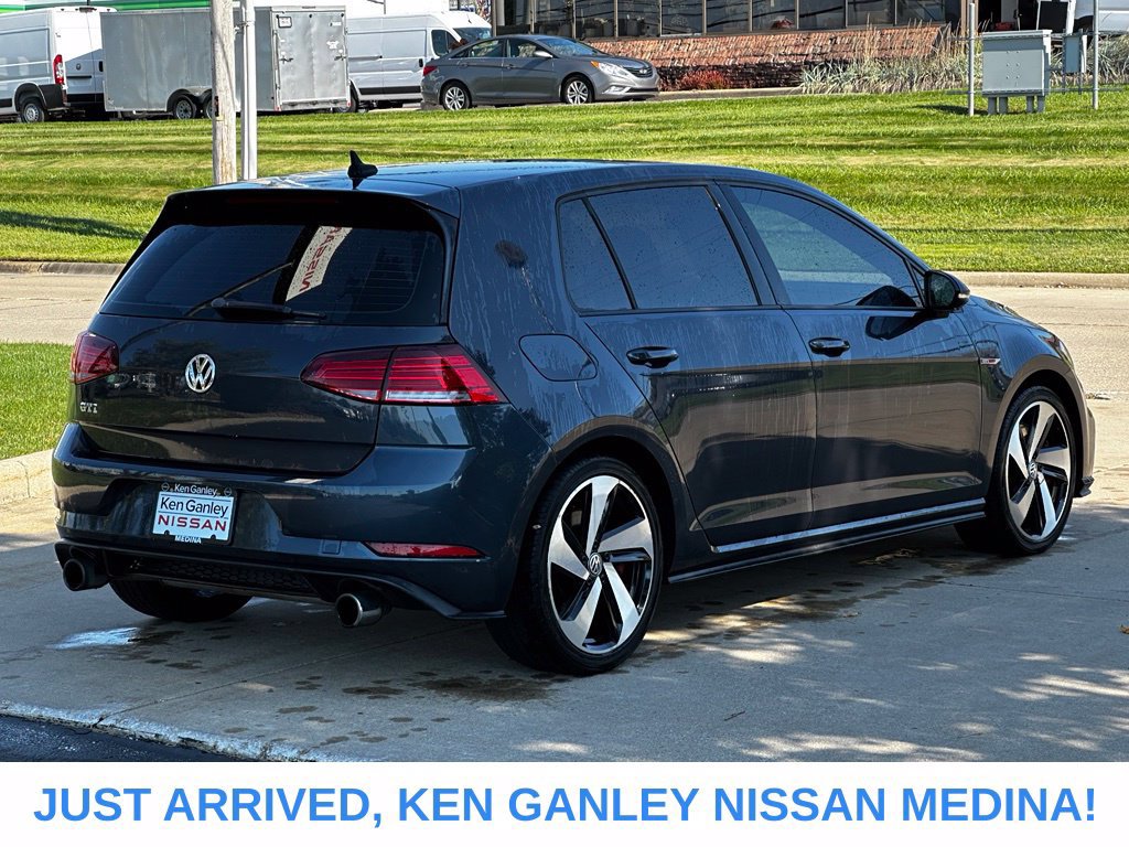 Used 2018 Volkswagen GTI SE FWD image 3
