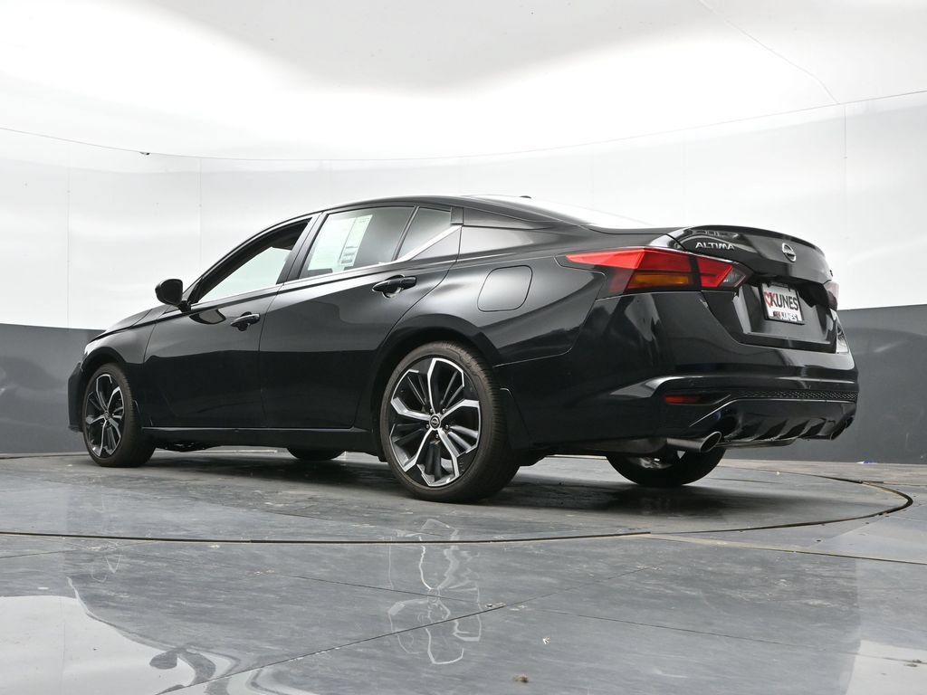 Used 2025 Nissan Altima 2.5 SR w/ SR Premium Package FWD image 46