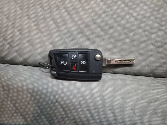 Used 2019 Volkswagen Tiguan S w/ 3rd Row Seat Package AWD/4WD image 30