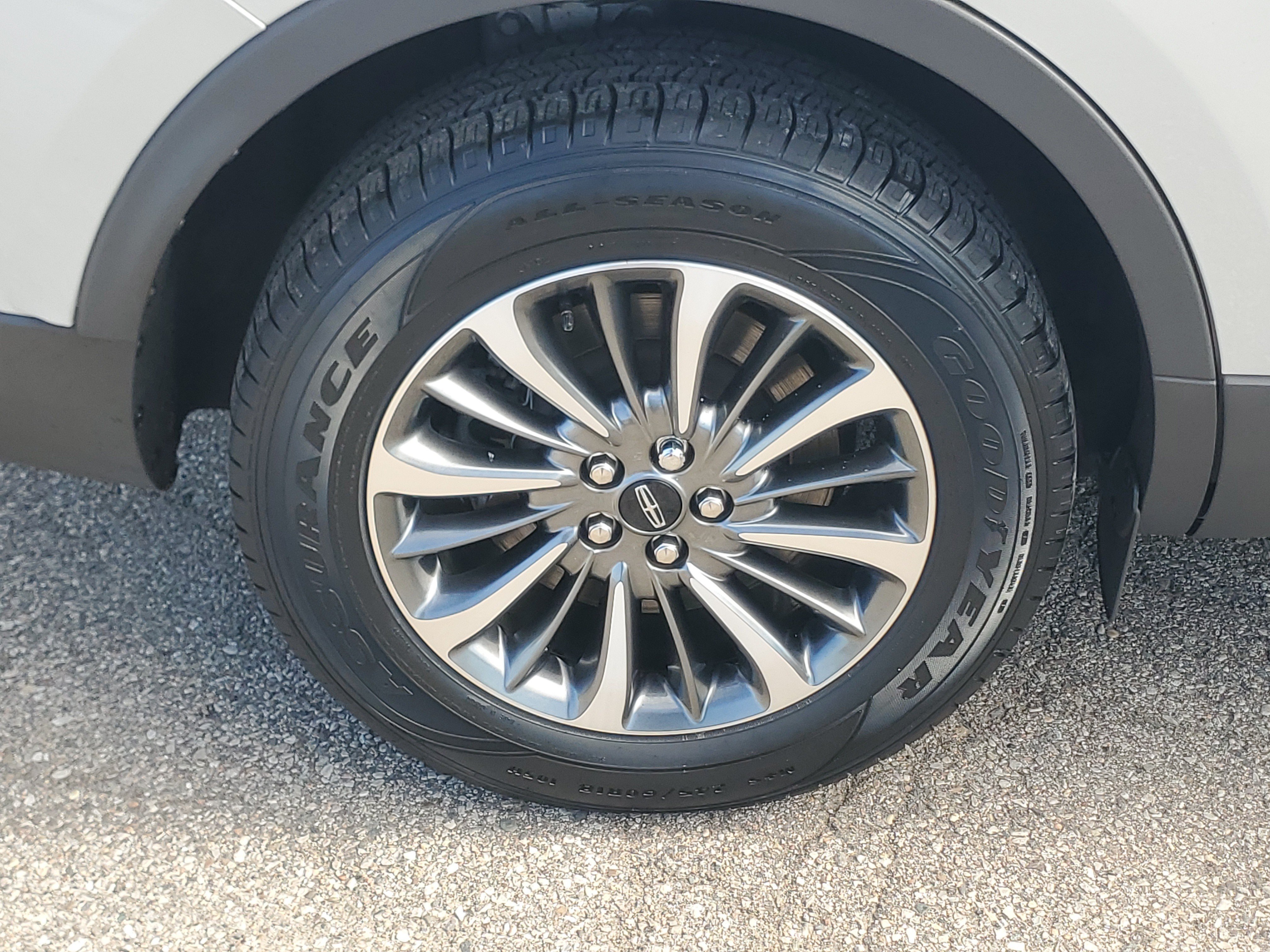 Certified 2023 Lincoln Nautilus Reserve AWD/4WD image 7